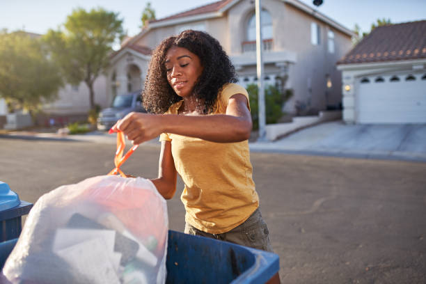 Attic Cleanout Services in Elwood, NY