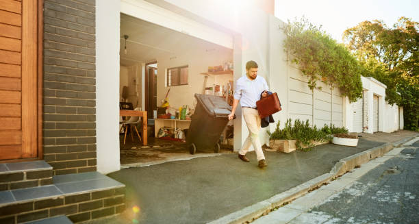 Best Commercial Cleanout Services  in Elwood, NY